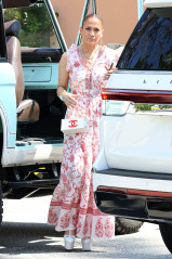 Jennifer Lopez - Beverly Hills Hotel in Beverly Hills 07/16/2023 фото №1373967