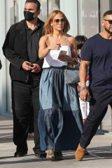 Jennifer Lopez - Beverly Hills 06/19/2021 фото №1300449