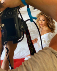 Jennifer Lopez - JLO Campaign 2020 фото №1276103