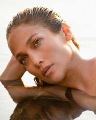 Jennifer Lopez - JLoBeauty 2020 фото №1282970