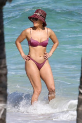 Jennifer Lopez - Turks and Caicos Islands, England // 05.01.2021 фото №1287569