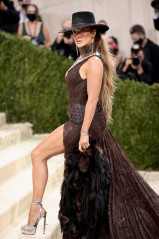 Jennifer Lopez - MET Gala 2021: In America. A Lexicon Of Fashion 09/13/2021  фото №1311159