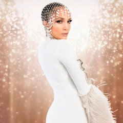 Jennifer Lopez - Marry Me (2022) Promotional фото №1323283