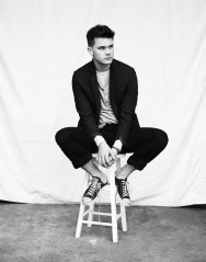 Jeremy Irvine фото №802710