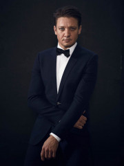 Jeremy Renner for Nobleman Magazine by John Russo 06/14/2017 фото №1078144