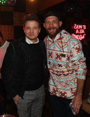 Jeremy Renner - On The Record Speakeasy And Club Party in Las Vegas 01/19/2020 фото №1244725