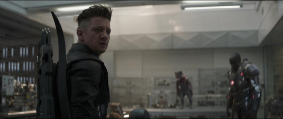 Jeremy Renner - Avengers: Endgame (2019) фото №1213909