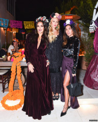 Jessica Alba - Dia De Los Muertos Dinner Party in Los Angeles 11/01/2021 фото №1319338