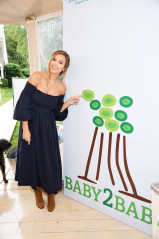 Jessica Alba – The GREAT Adventure in East Hampton, New York фото №987035