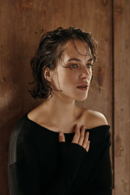 Jessica Brown Findlay by Lucia O'Connor-McCarthy for Evening Standard (2015) фото №1360231