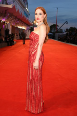 Jessica Chastain-"Competencia Oficial" The 78th Venice Film Festival фото №1308506