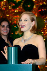 Jessica Chastain at the Les Galeries Lafayette Christmas Decorations Inauguratio фото №1115052