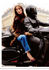 For Vogue Décembre 2024 - Janvier 2025  by Anthony Seklaoui  фото №1407904