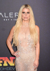 Jessica Simpson – 2023 Footwear News Achievement Awards  фото №1381799