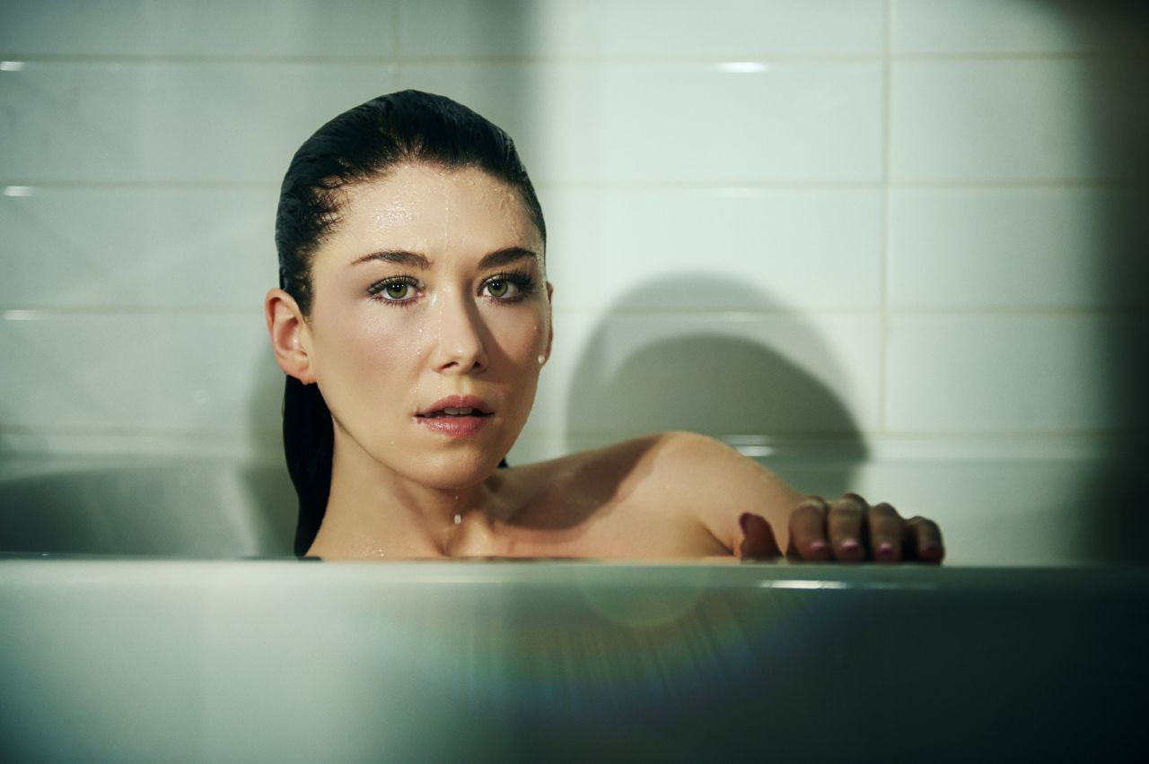 Джуэл Стэйт (Jewel Staite)