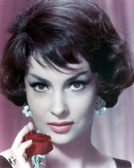 Gina Lollobrigida фото №100763