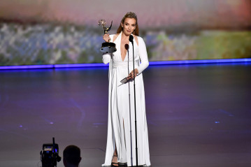 Jodie Comer - 71st Emmy Awards (Show) - September 22, 2019  фото №1269421