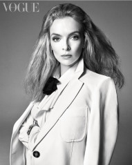 JODIE COMER for Vogue Magazine, UK April 2020 фото №1248670