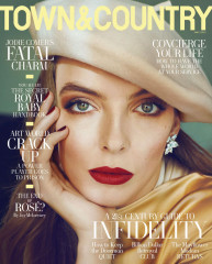 Jodie Comer – Town & Country Magazine May 2019 фото №1158713