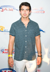 Joe Jonas фото №533347