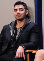 Joe Jonas фото №462918