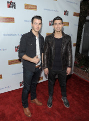 Joe Jonas фото №464469