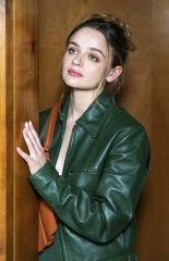 Joey King by Alyssa Kazew for Interview Magazine 08/16/2024 фото №1405371