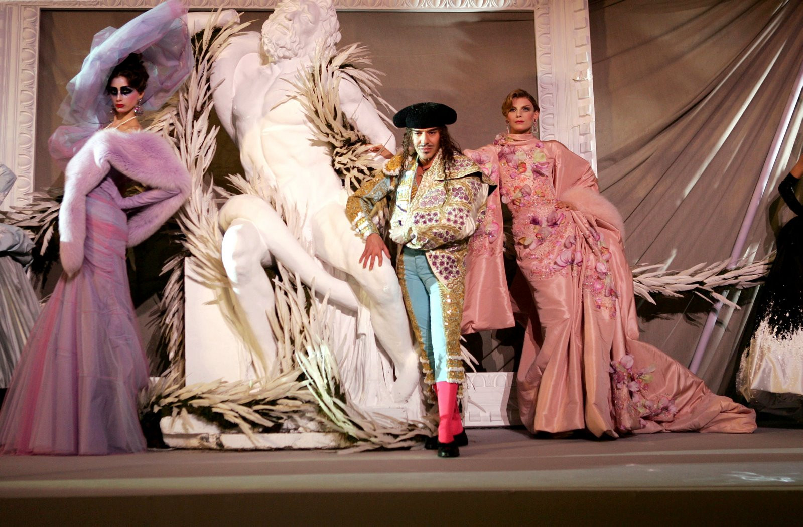 Джон Гальяно (John Galliano)