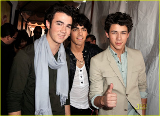 Jonas Brothers фото №145424