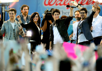 Jonas Brothers фото №266942