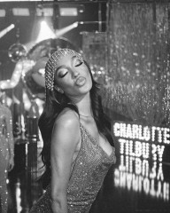 Jourdan Dunn for Charlotte Tilbury фото №1405958