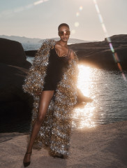 Jourdan Dunn ~ Vogue Greece September 2021 by Álvaro Beamud Cortés фото №1378836