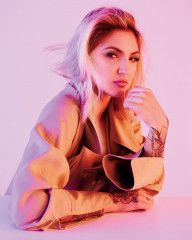 Julia Michaels by Peter Yang for Rolling Stone US (2018) фото №1093236