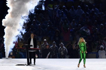 Julia Michaels - Closing of the Olympic Games in Rio de Janeiro 08/21/2016 фото №1108540