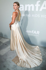 Julianne Hough - Amfar Cinema Against Aids Gala at Cannes Film Festival 07/16/21 фото №1302953