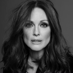 Julianne Moore by Inez & Vinoodh for V Magazine // 2020  фото №1279863