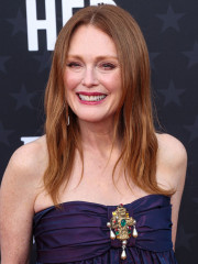 Julianne Moore – Critics Choice Awards 2024 фото №1385417