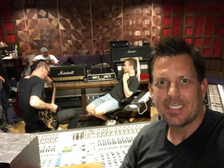 Julien-K - Ryan Shuck with Grey Daze in NRG Recording Studios 08/24/2018 фото №1096699
