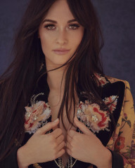 Kacey Musgraves - Jamie Nelson Photoshoot (2018) фото №1059231