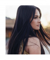 Kacey Musgraves in American Songwriter, July/August 2018 фото №1082863