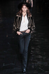 Yves Saint Laurent Spring/Summer 2019 Fashion Show in Paris фото №1176245