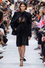 Valentino Spring/Summer 2020 Fashion Show in Paris фото №1225224