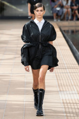 Kaia Gerber - Longchamp Spring/Summer 2020 Fashion Show in New York фото №1219749