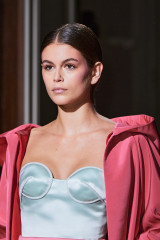 Valentino Haute Couture Spring/Summer 2020 Fashion Show in Paris фото №1244403
