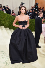 Kaia Gerber - MET Gala 2021: In America. A Lexicon Of Fashion 09/13/2021  фото №1311151