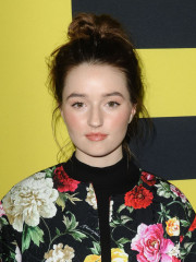 Kaitlyn Dever – “Vice” Premiere in Beverly Hills фото №1124711