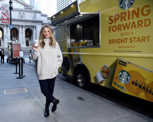 Kaley Cuoco – Starbucks “Shine from the Start” Spring Campaign in NYC фото №1250055