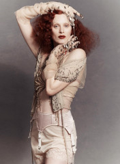 Karen Elson ~ Double Vision F/W 2024.25 by Luigi &amp; Iango фото №1406402