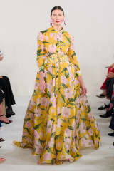 Carolina Herrera Spring/Summer 2023 Fashion Show in New York фото №1351277