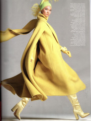Karlie Kloss – Vogue Magazine UK August 2019 Issue фото №1196286